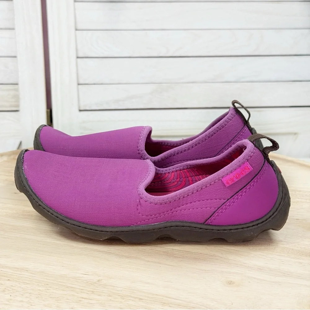 Crocs Busy Day Stretch Skimmer Slip‎ On Flat Pink Size 4 Women 2 Girls